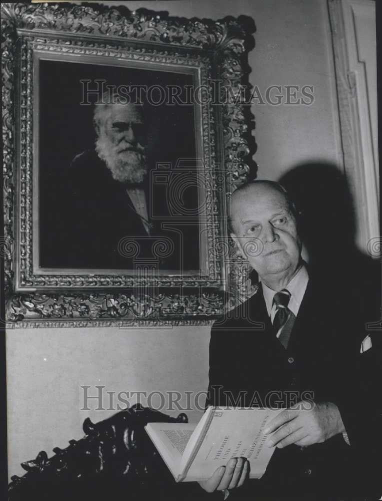 1955 Press Photo Prof. Karl Geheinrat Kisskalt - Historic Images