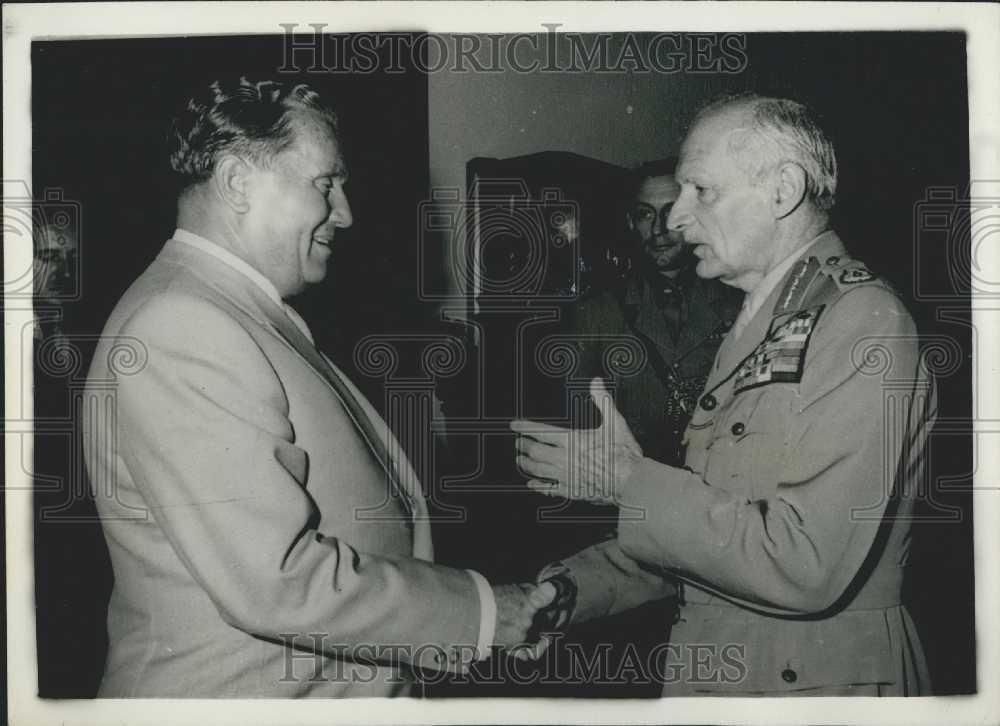 1958 Press Photo Field Marshall Viscount Montgomery Meets President Tito - Historic Images