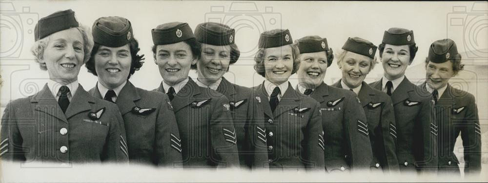 1963 Press Photo Ten women of the WRAFof air quartermaster division - Historic Images