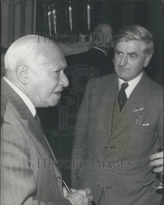 1974 Press Photo Men of the Year Luncheon and Lord Shinwell - Historic Images