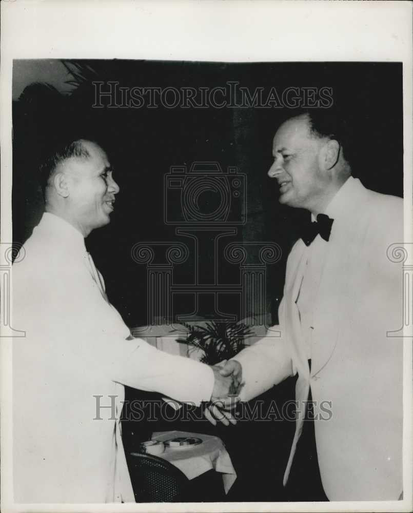 1959 Press Photo British Parliamentary Delegation on Visit to Saigon - Historic Images