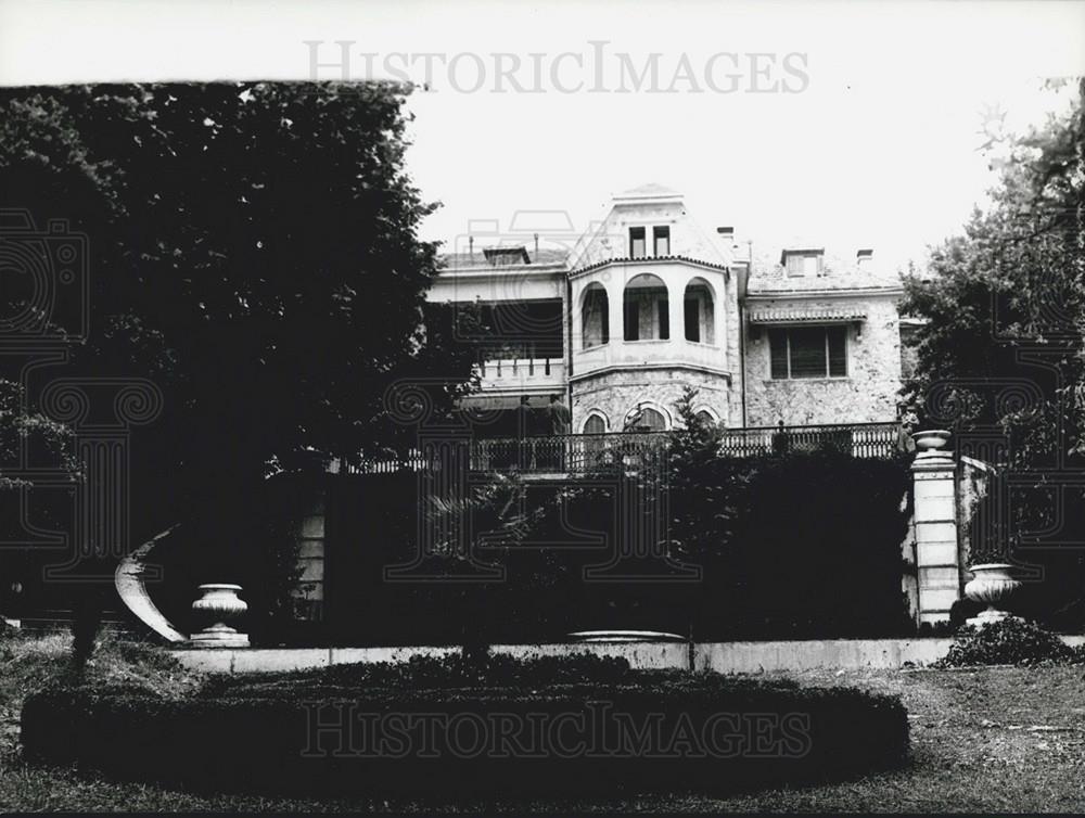 Press Photo Home of Constantine and Anne Marie of Greece 1977. - Historic Images