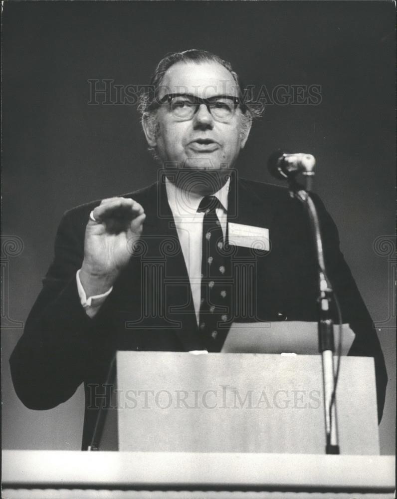 Press Photo Home Secretary, Reginald Maulding - Historic Images