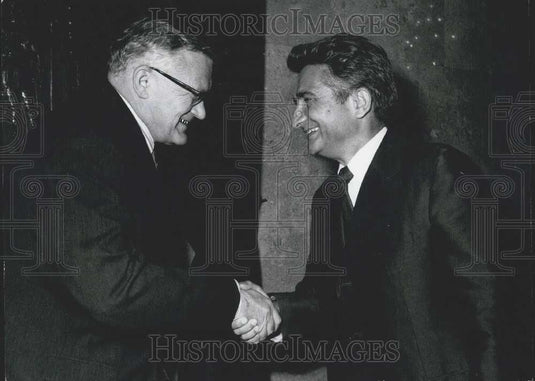 1974 Press Photo Hungarian Deputy Prime Minister & Soviet Counterpart Talk - Historic Images