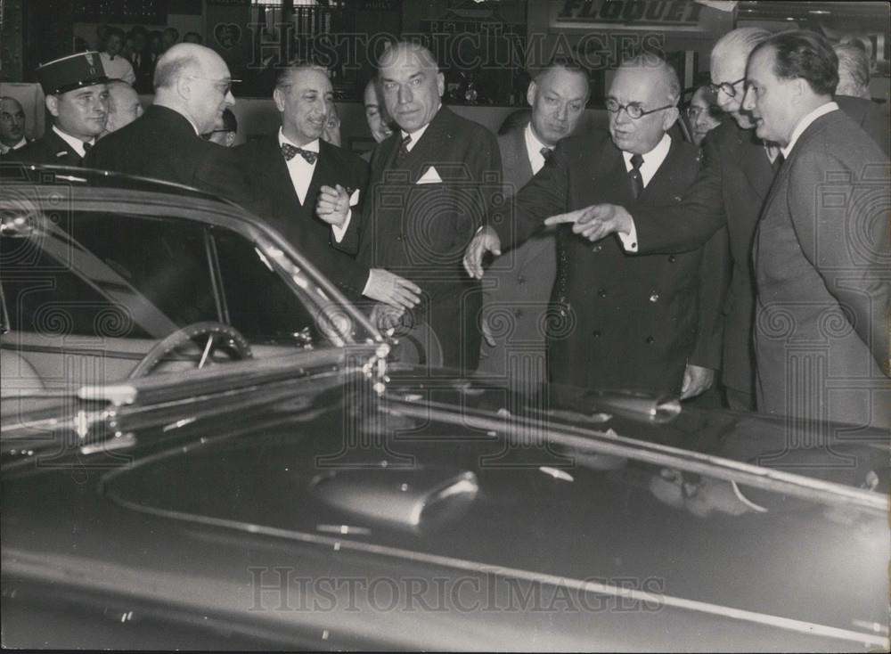 1953 Press Photo  president Vincent Auriol Motor show in Paris - Historic Images