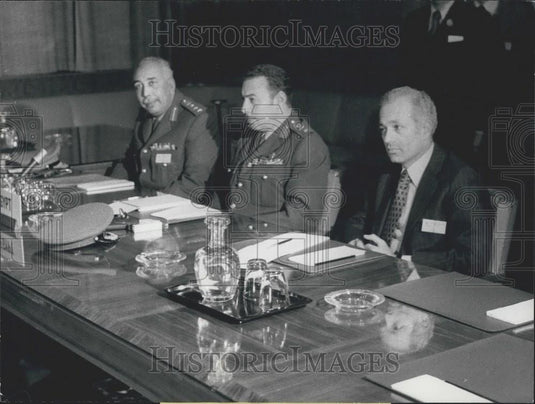 1973 Press Photo Egyptian delegation Gen.Taha al Magdoub & Ahmed Fouad Howaidi - Historic Images