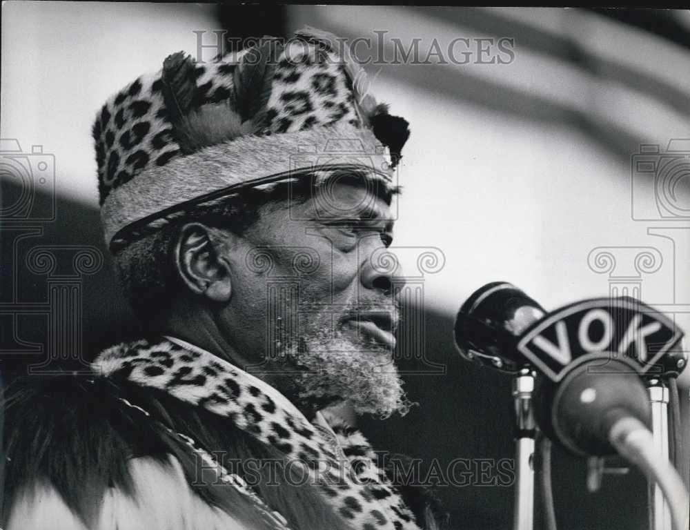 Press Photo President Kenyatta Celebrates Kenyan Independance - Historic Images