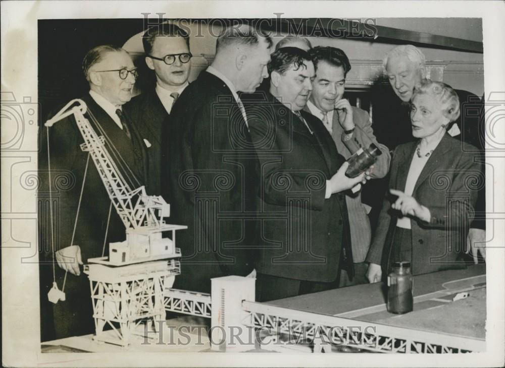 1956 Press Photo Sonia Hambourg, Georgei Malenkov, Soviet Minister, Power - Historic Images