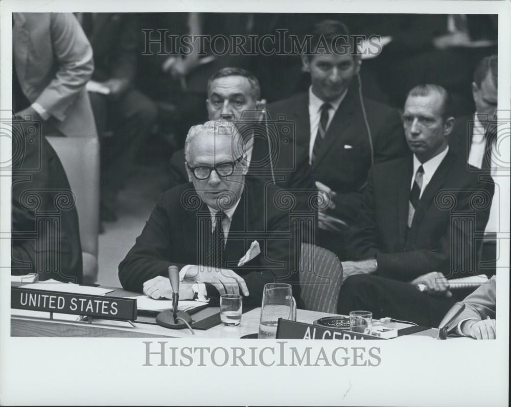 1968 Press Photo George Ball (United States) addressing the Council - Historic Images