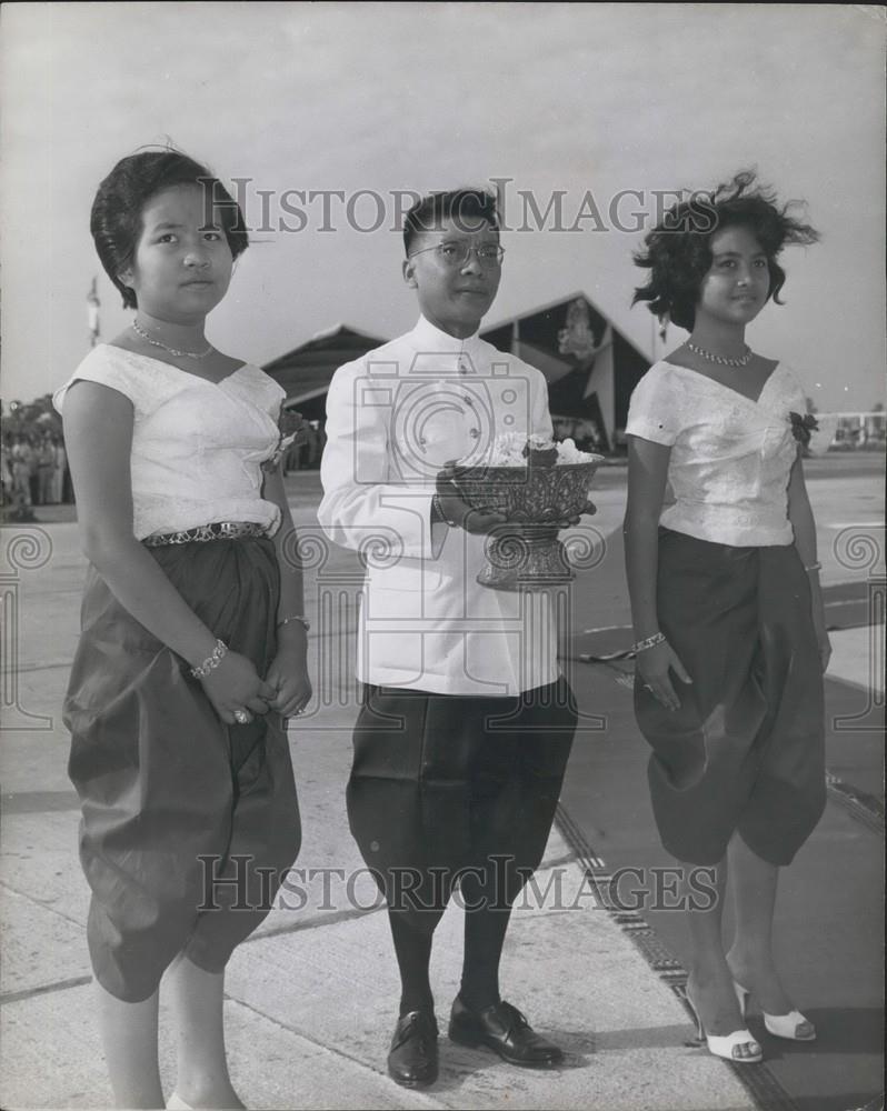Press Photo Prince Sihanouk's Daughters, and Prince Vakrikan - Historic Images