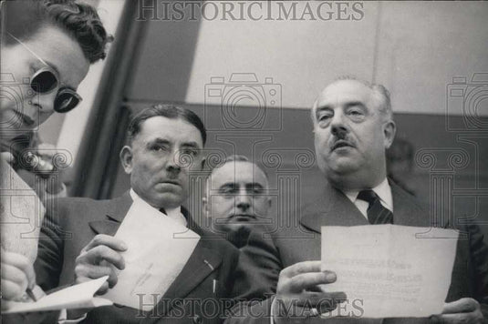 1953 Press Photo Philippe Monin and M. Dixmier of the Peasant group - Historic Images