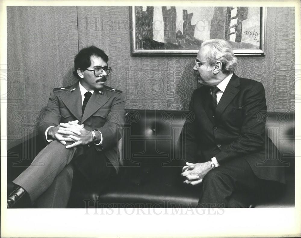 1984 Press Photo Sec Gen Javier Perez De Cuellar & Daniel Ortega Saavedra,Nica - Historic Images