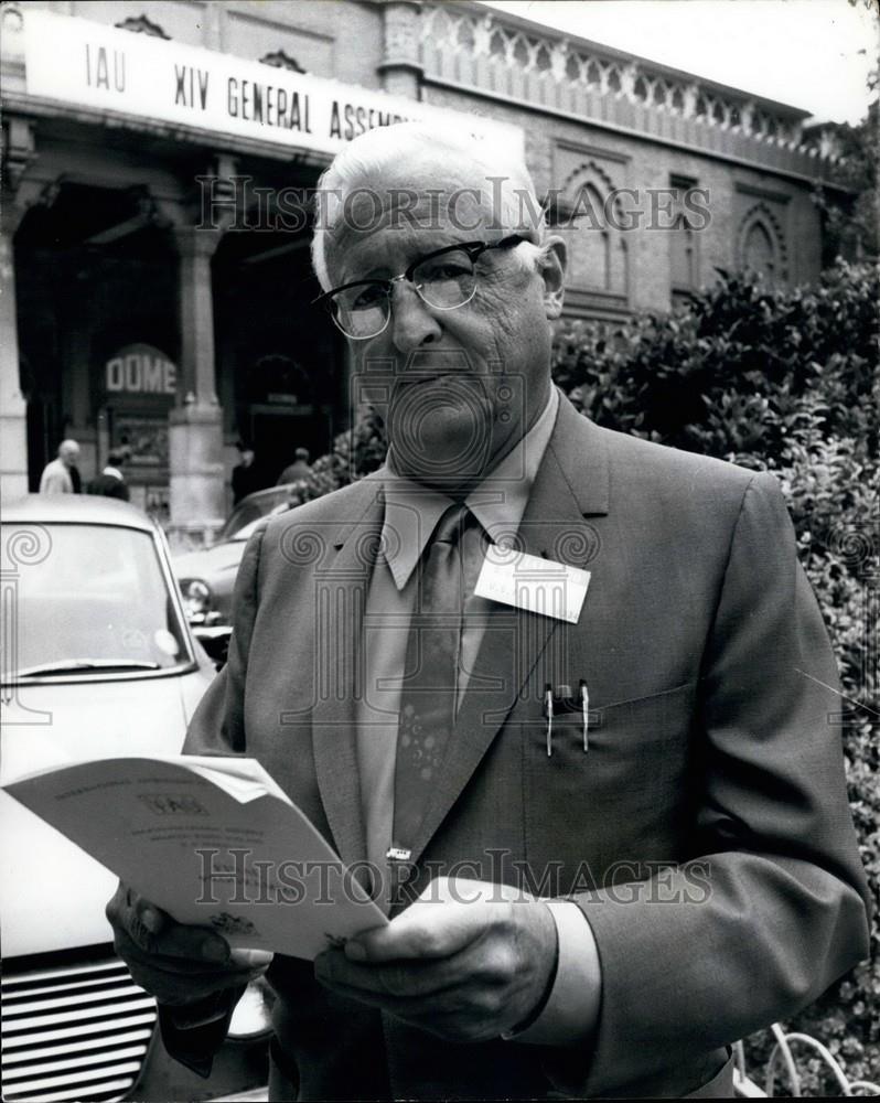 1970 Press Photo Dr. Donald H. Menzel, U.S.A., of Harvard University - Historic Images