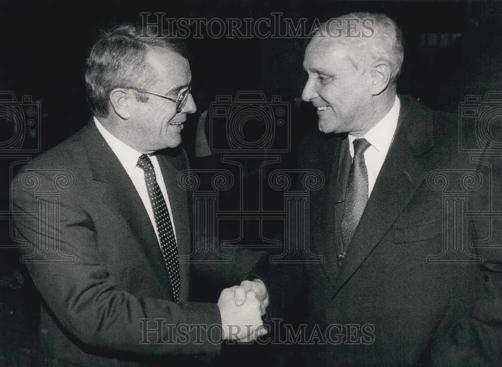 1990 Press Photo New federal President of Switzerland Flavio Cotti - Historic Images