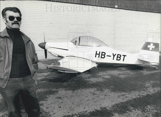 1984 Press Photo Hans Heim Instructor of Grenchen-Switzerland Making "Mustang 2 - Historic Images