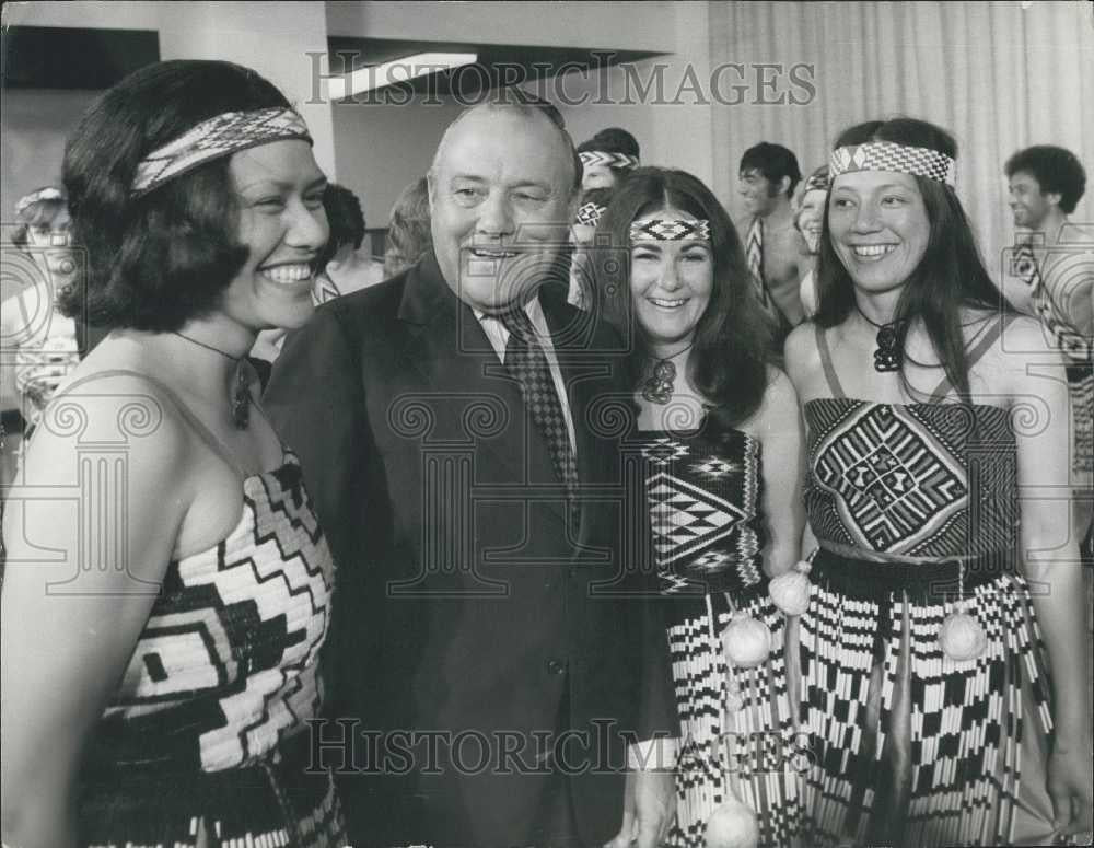 1976 Press Photo New Zeland Prime Minister Robert Nuldoon Visits London - Historic Images