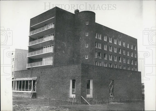 Press Photo Norwegian students to have their house - Historic Images