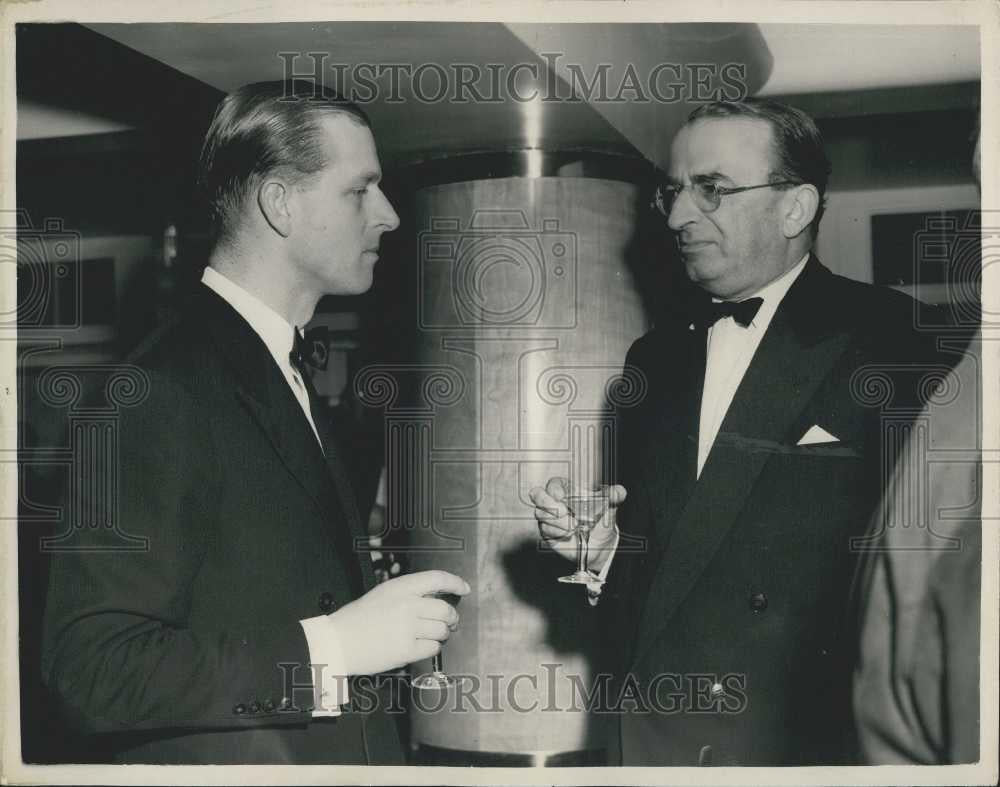 Press Photo Duke of Edinburgh Guest of Honor at Australia Club Dinner - Historic Images