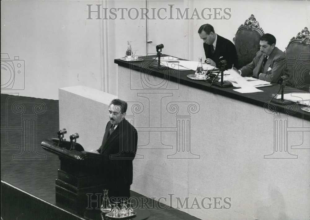 1951 Press Photo Israel&#39;s Foreign Minister Moshe Sharett Speaks At UN - Historic Images