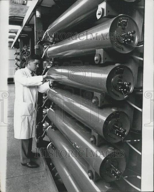 1964 Press Photo Culham Laboratory for plasma physics and fushion research- - Historic Images