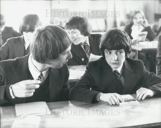 1979 Press Photo Misha Voikhanskaya On 1st day At School After 4 Yr Seperation - Historic Images
