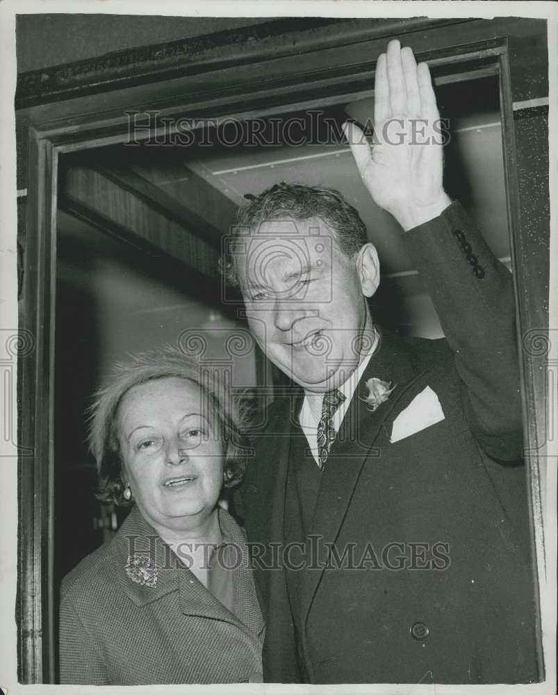 1963 Press Photo British Labour Party Leader Hugh Gaitskell Death - Historic Images