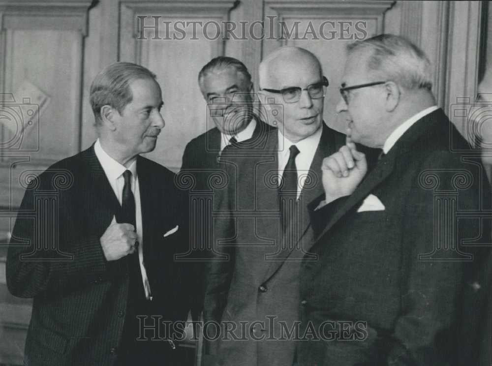 1969 Press Photo Swiss Federal Department Ready to Sign European Convention - Historic Images