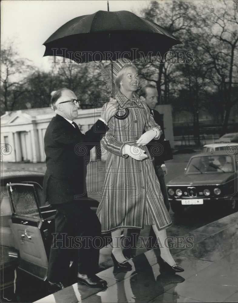 1975 Press Photo King Constantine Best Man At Prince Phillip&#39;s Wedding - Historic Images