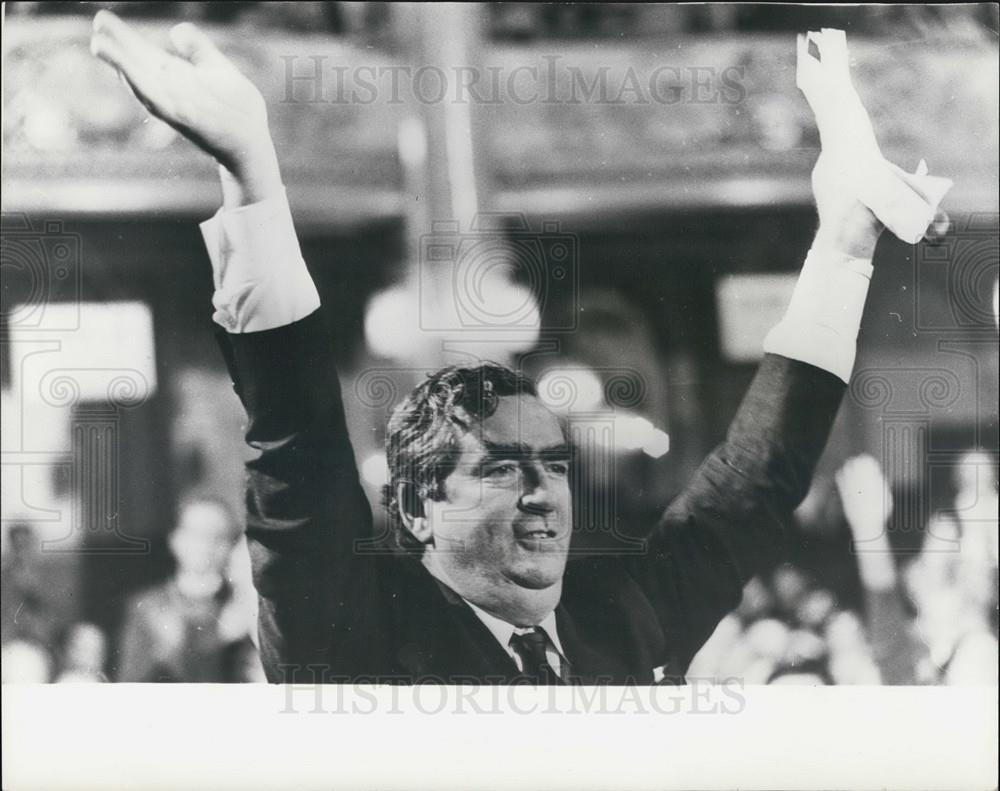 1976 Press Photo Chancellor Healey Wins labour Backing - Historic Images