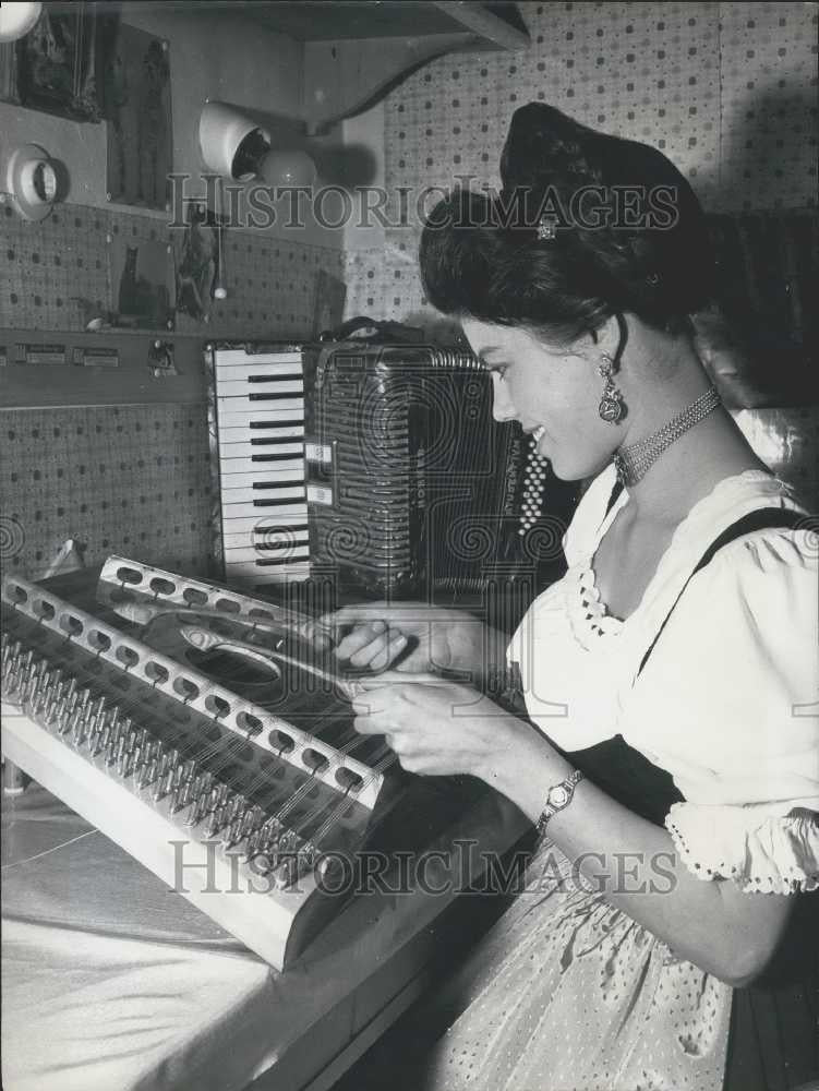 Press Photo Rita Fendt Member Cabaret Platzl - Historic Images