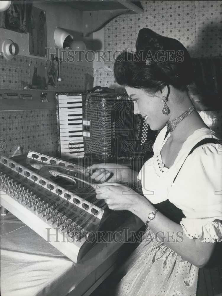 Press Photo Rita Fendt Member Cabaret Platzl - Historic Images