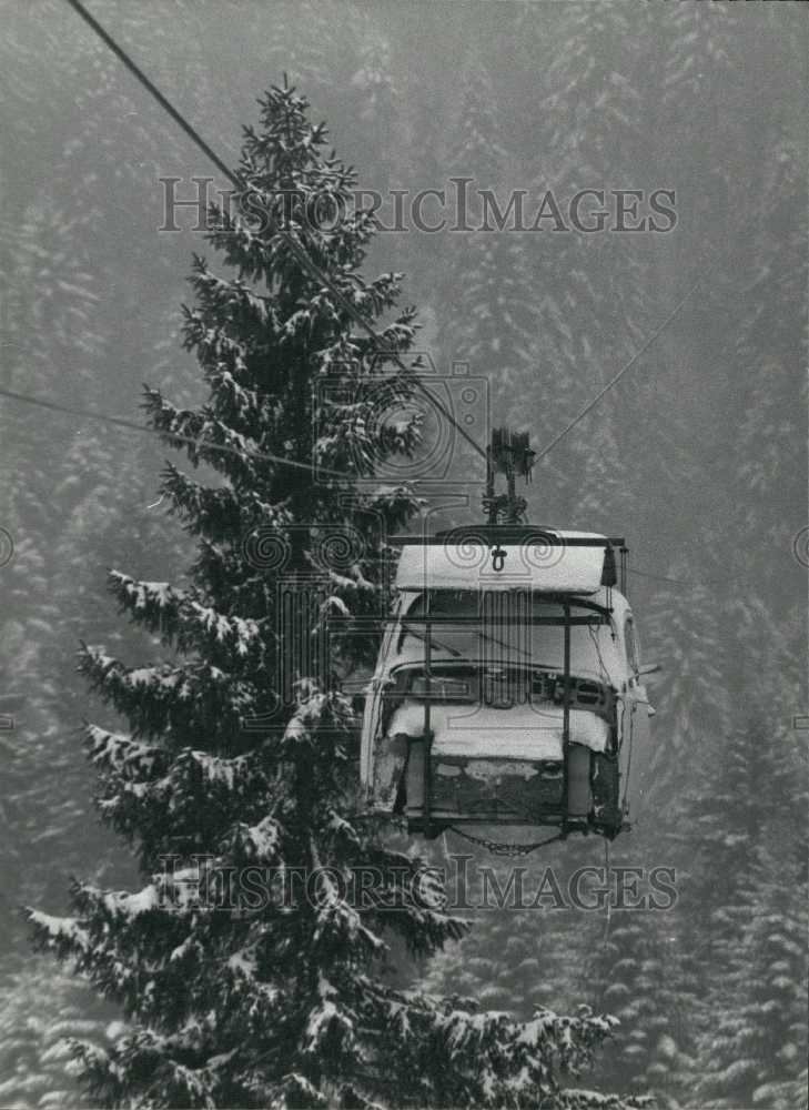 1984 Press Photo Aerial Cableway for Students in Schwesteregg - Historic Images