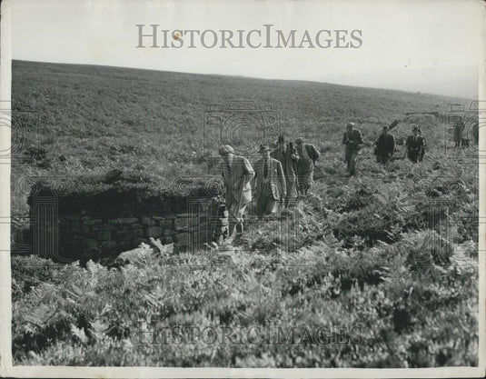 Press Photo R.A. Butler Chancellor Exchequer Sir Thomas Dugdale Grouse Shooting - Historic Images