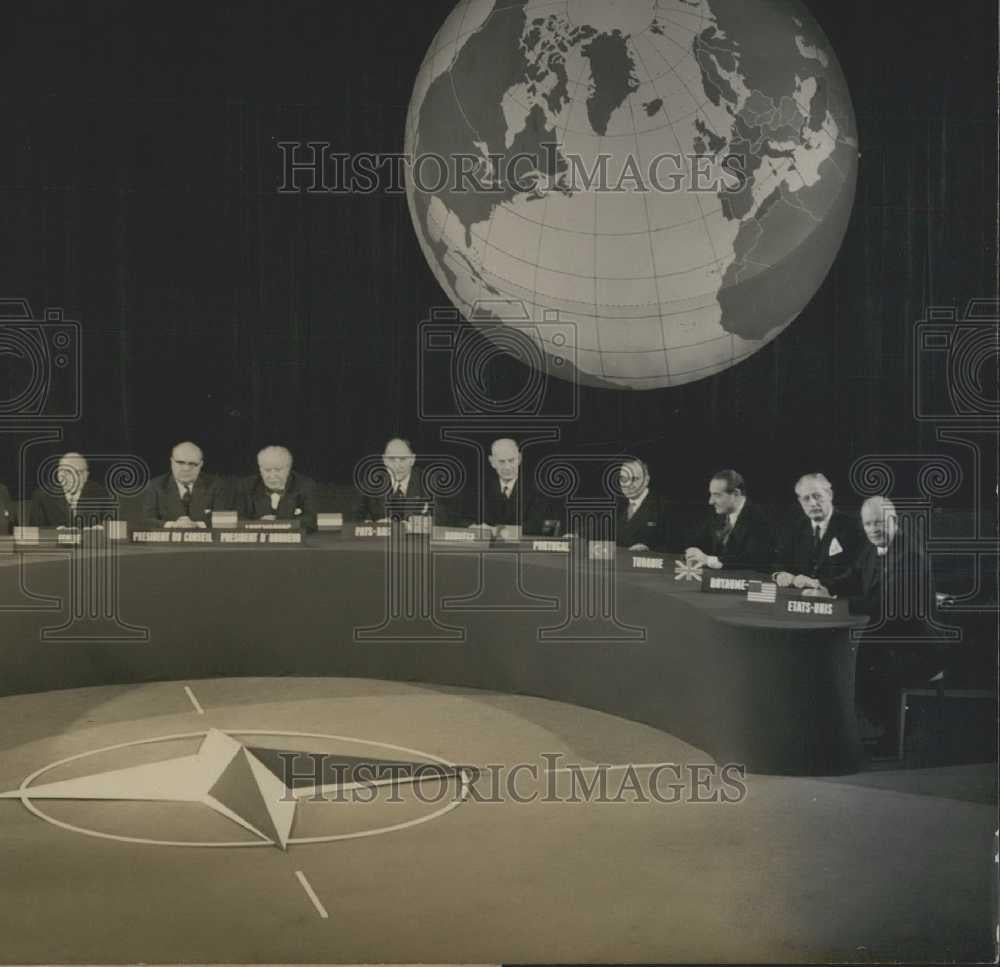 Press Photo NATO Summit Conference pose For Photographers Bel,Den,Ger,Grc,Ice - Historic Images