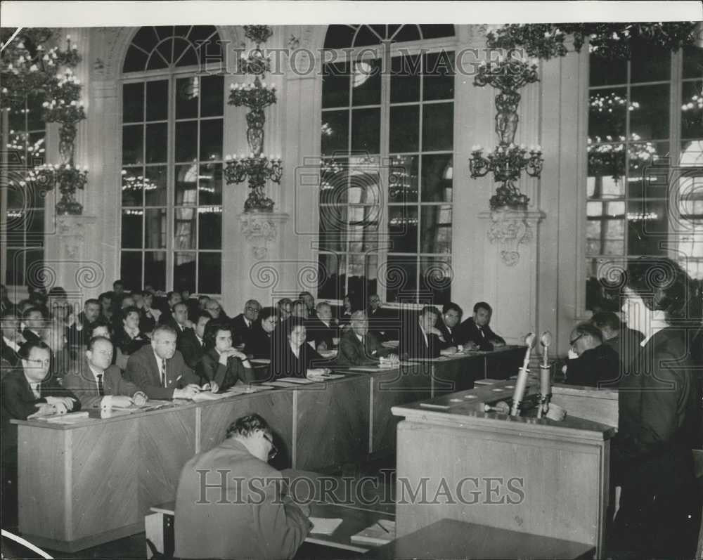 1969 Press Photo Meeting of the Czechoslovak Federal Assembly - Historic Images