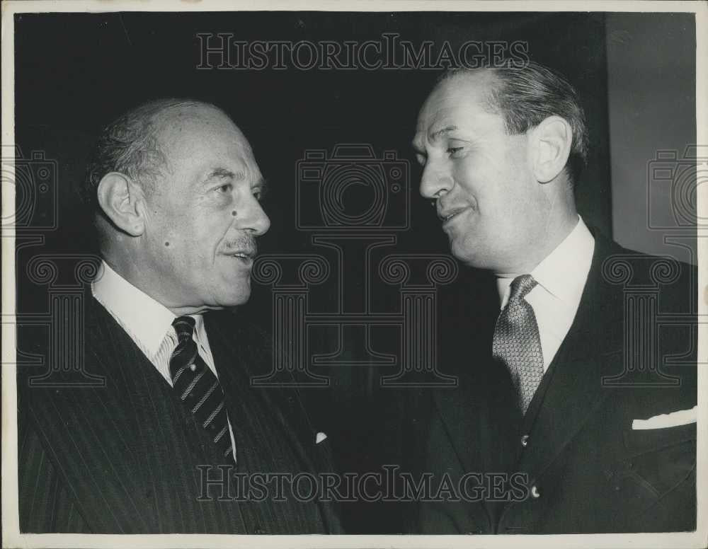 1954 Press Photo Winston Churchill Announces Changes In Government - Historic Images