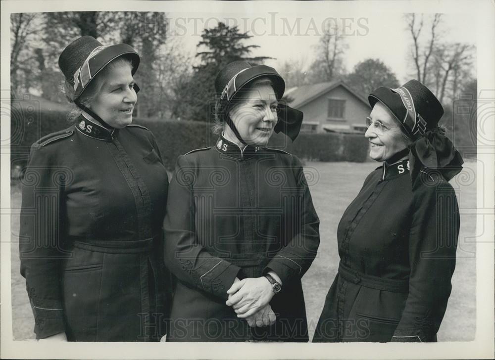 1954 Press Photo Salvation Army High Council Meeting Sunbury Court New Chief - Historic Images