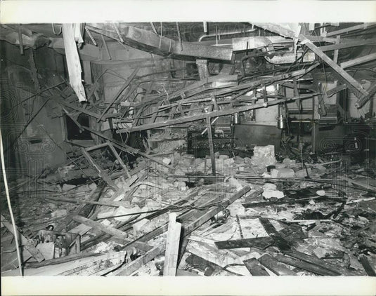1974 Press Photo 19 Dead and Many Injured in Bomb Explosions in Birmingham - Historic Images