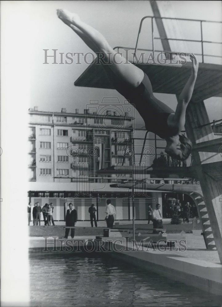 1968 Press Photo Djonceva (USSR)1Gold Medal 9th World Festival In Sofia Bulgaria - Historic Images