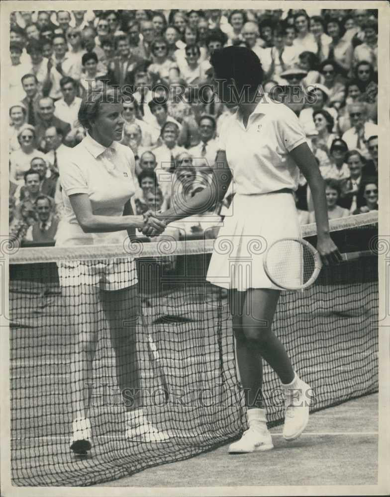 1958 Press Photo Women's Single Semi-Finals At Wimbledon Althea Gibson - Historic Images
