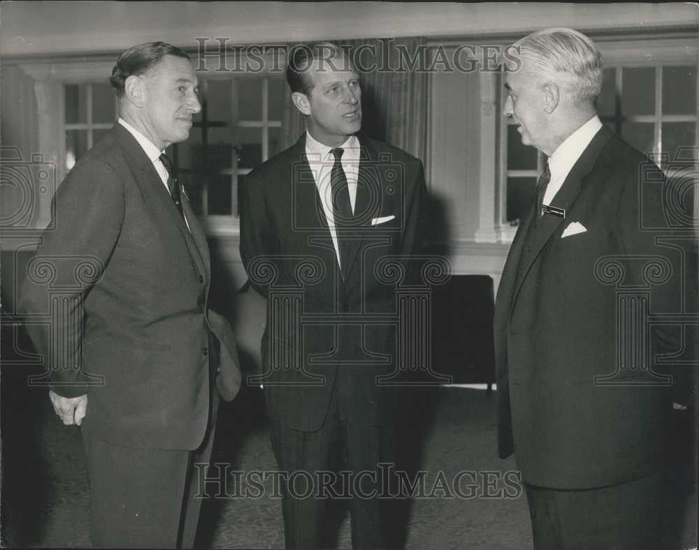 Press Photo Duke Of Edinburgh at General Meeting Of Brit Nall Export Council - Historic Images