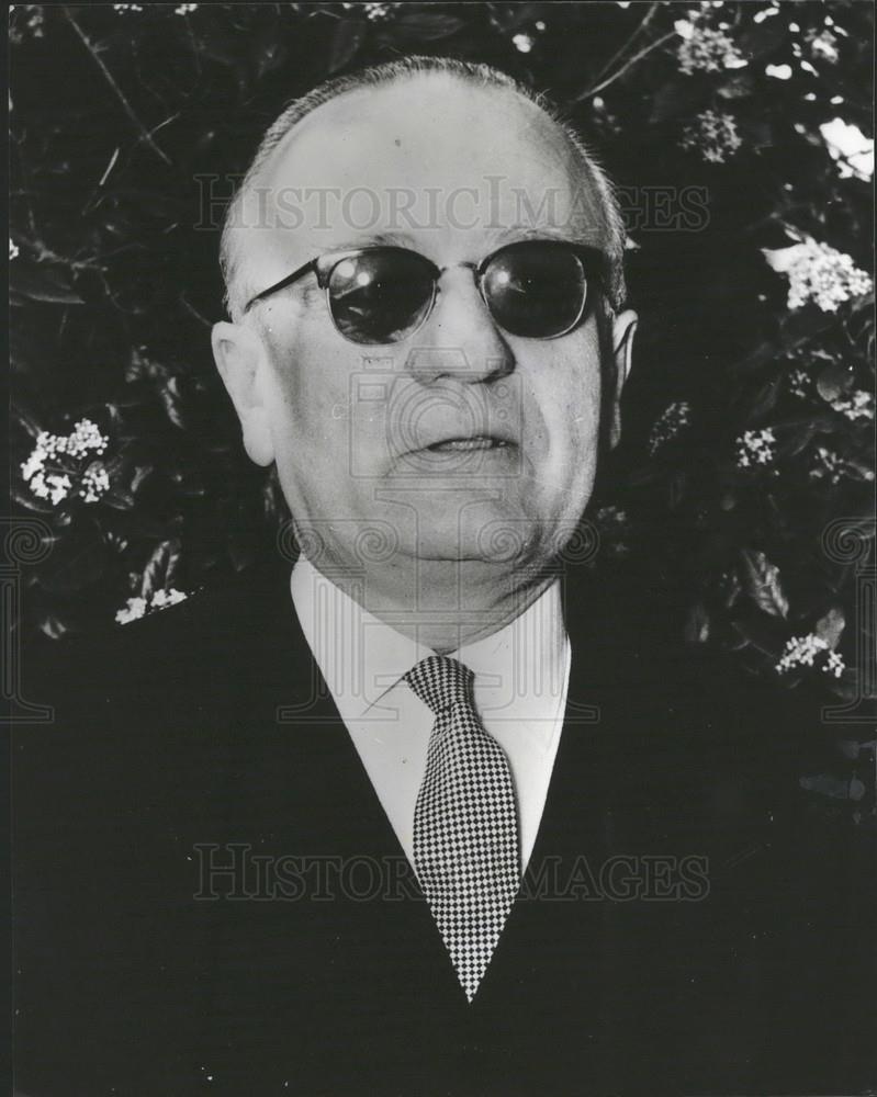 1974 Press Photo Greek Foreign Minister George Mavros - Historic Images