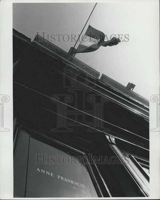 Press Photo Anne Frank's House, Humsterdaam, Netia-Flag - Historic Images