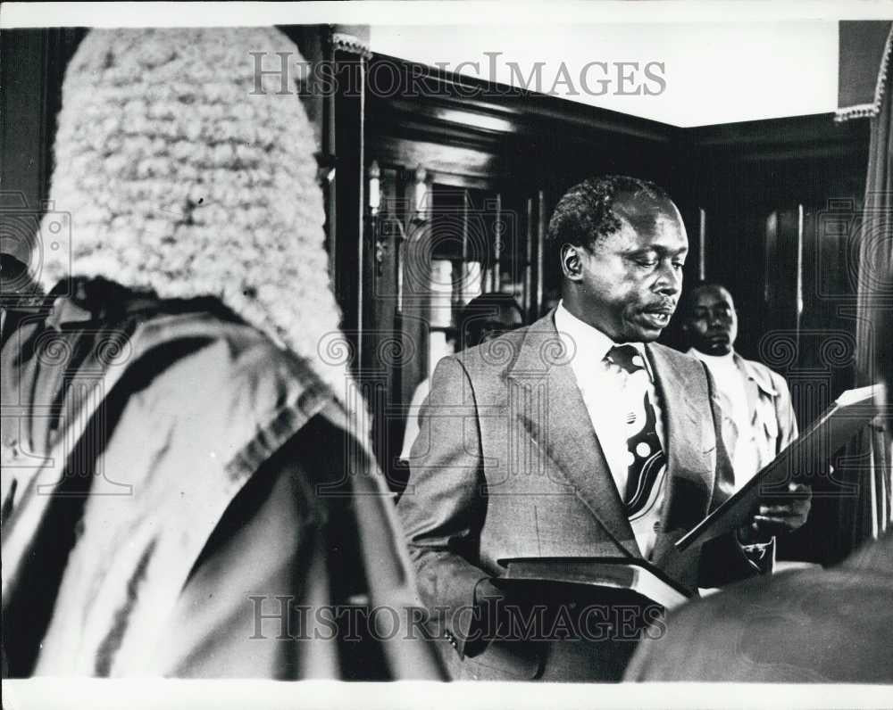 1978 Press Photo Vice President Daniel Arap Moi Sworn Acting Kenya James Wicks - Historic Images