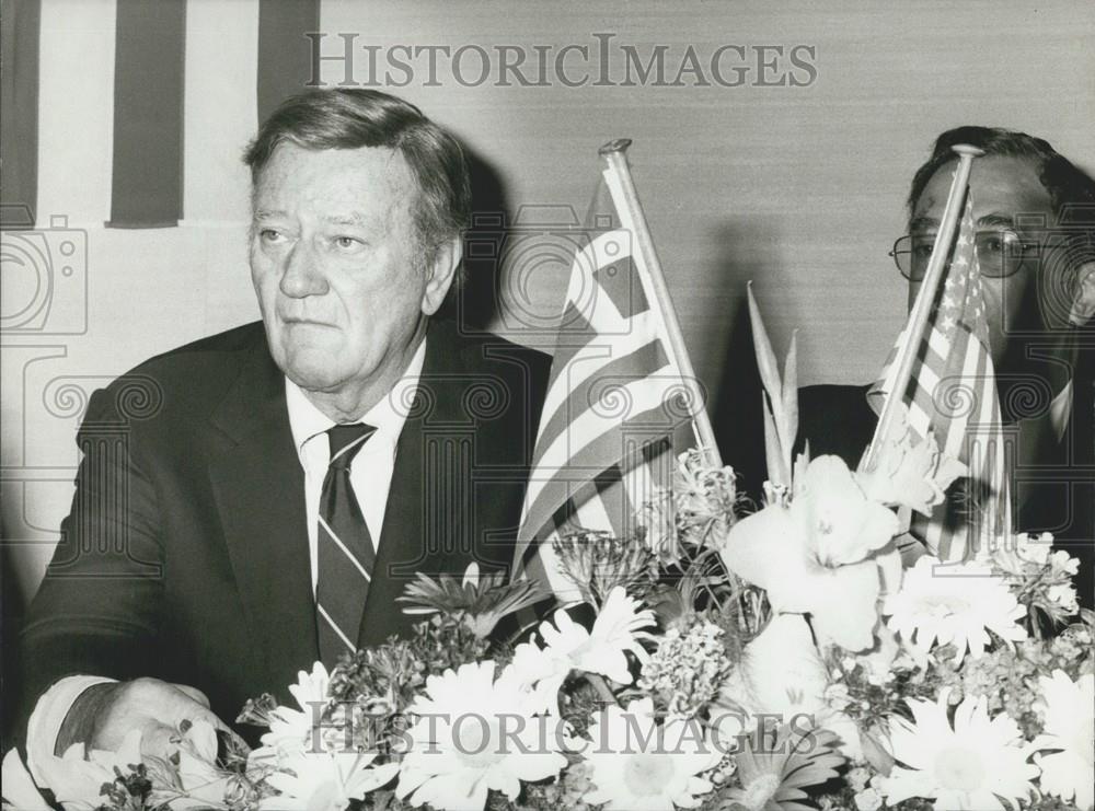 Press Photo John Wayne Actor - Historic Images