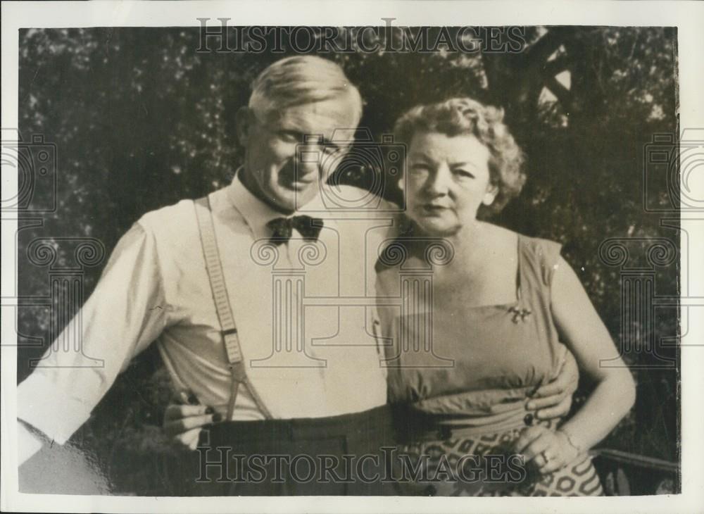 1956 Press Photo Rev. Philip St. John Ross and Mrs. Ryall - Historic Images