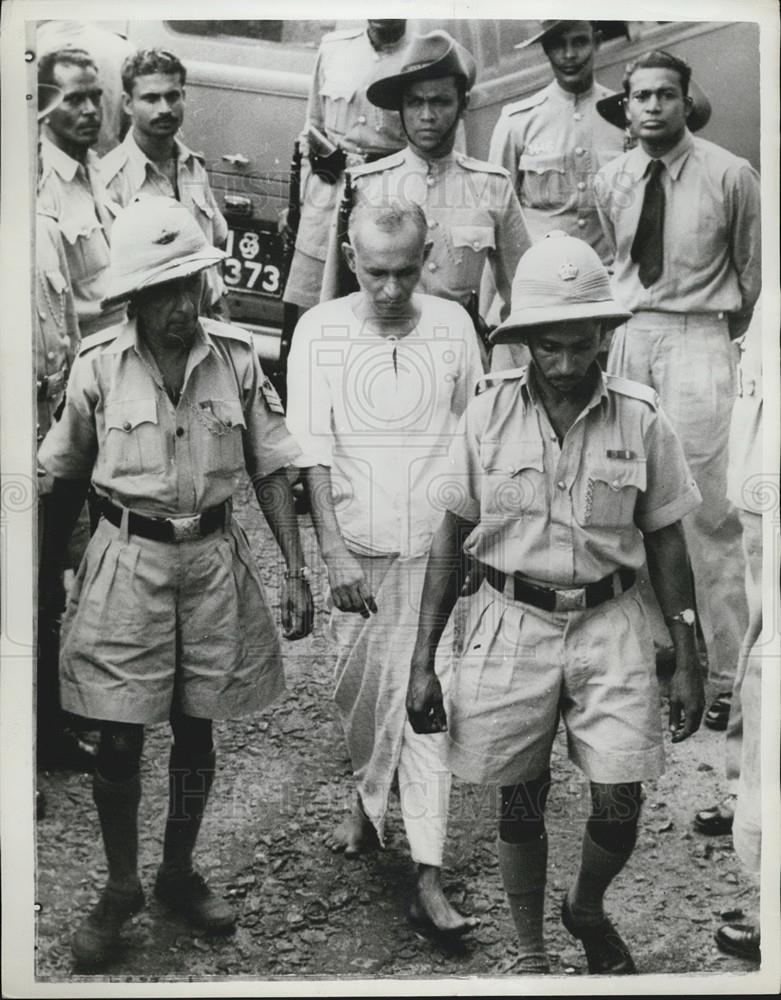 1959 Press Photo Seven Charged With Conspiracy To Murder Ceylon Premier - Historic Images