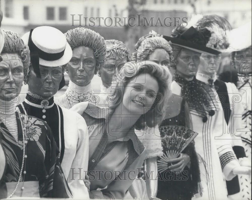 1974 Press Photo Lee Remick At Thames Television House - Historic Images