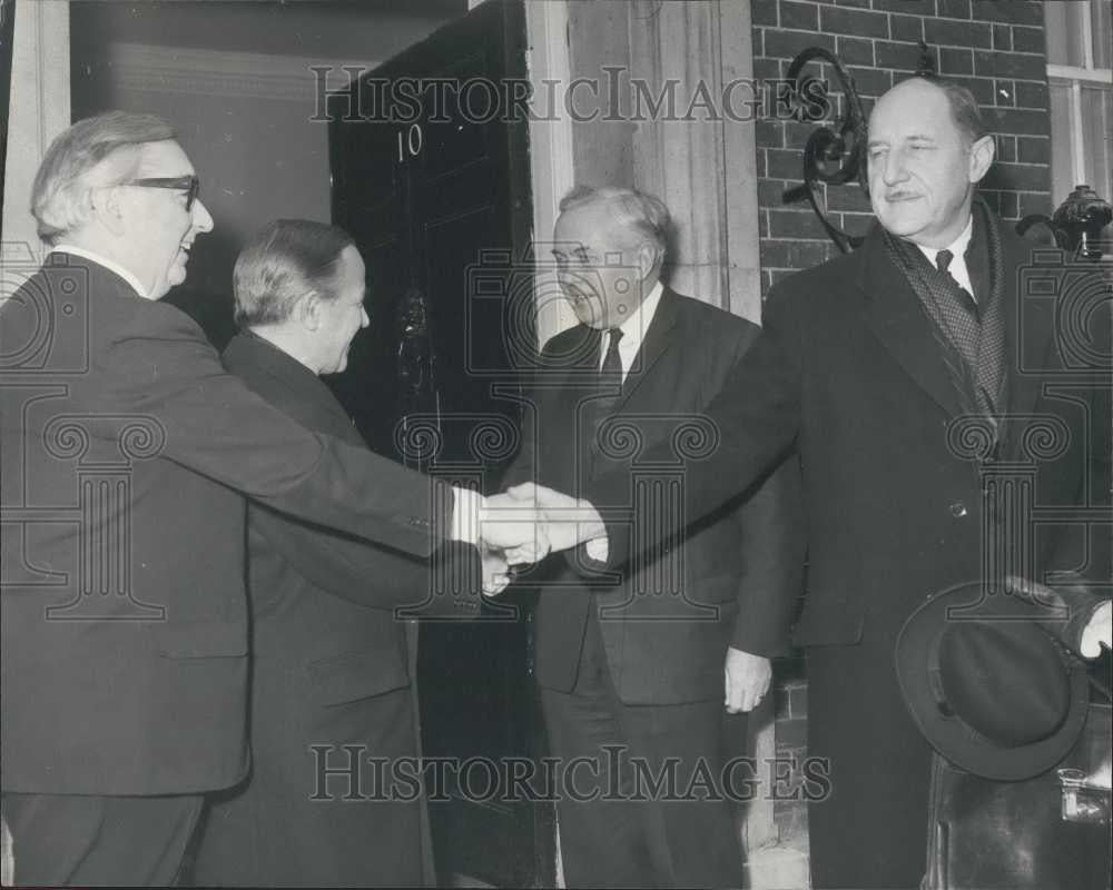 1968 Press Photo Dutch Prime Minister Mr. Piet de Jong &amp;Dr. Jesef Luns - Historic Images