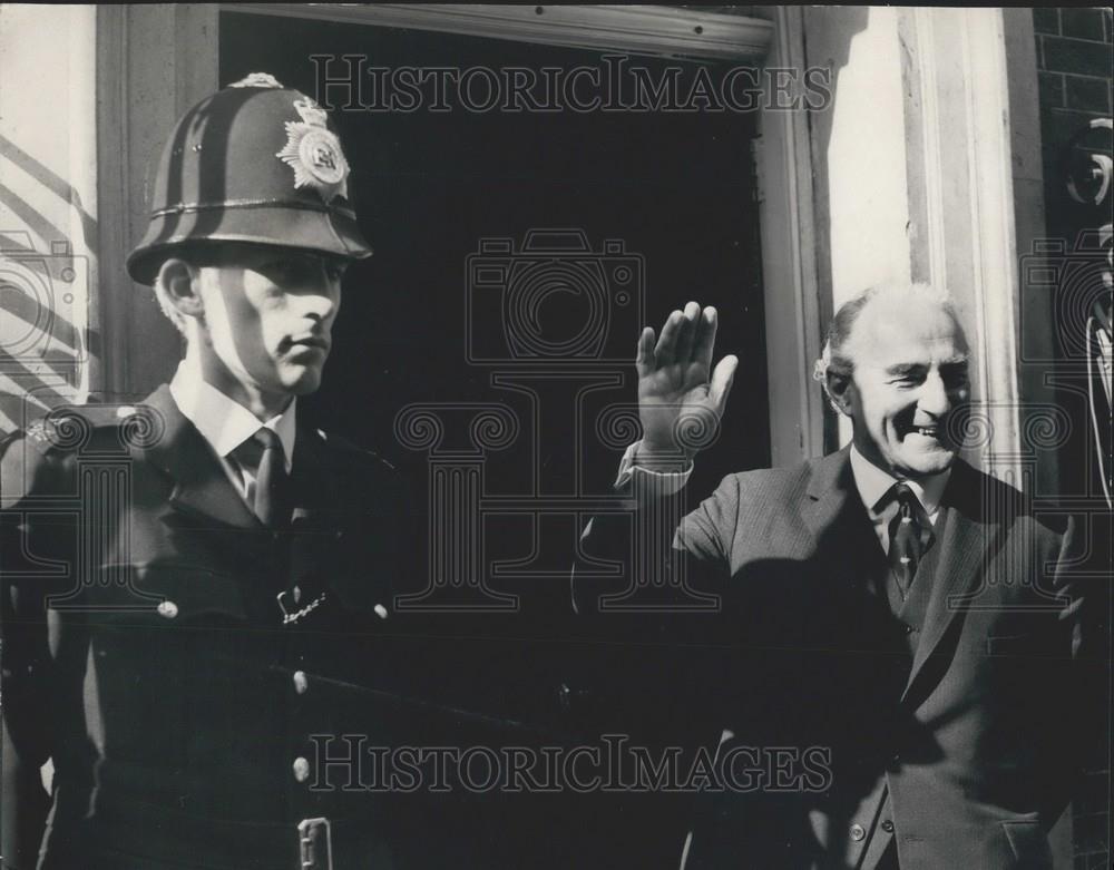 1971 Press Photo New Zealand deputy Prime Minister sees Mr. Heath at No. 10 - Historic Images